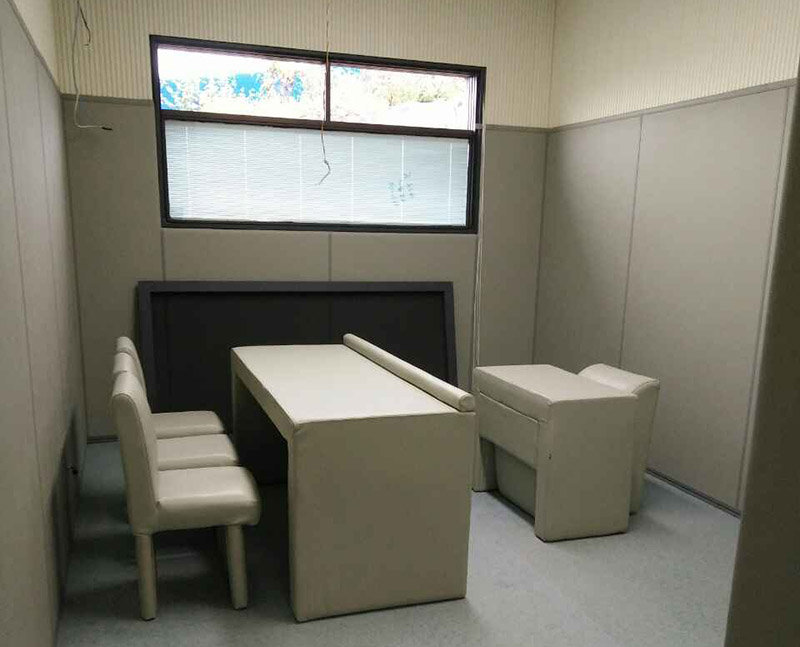 審問室SIW防撞墻系統(tǒng)效果圖 審問室SIW防撞墻系統(tǒng)效果圖